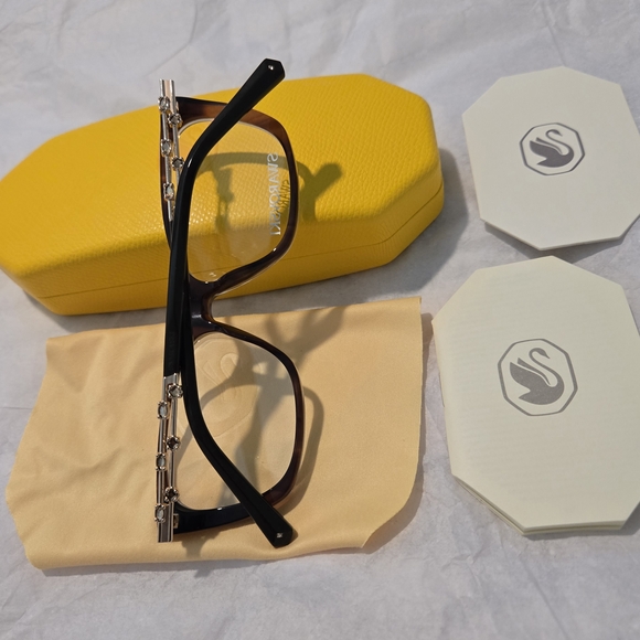 Swarovski Women Eyewear Adjustable Nose Pad With Vibrant Yellow Case - Picture 11 of 13